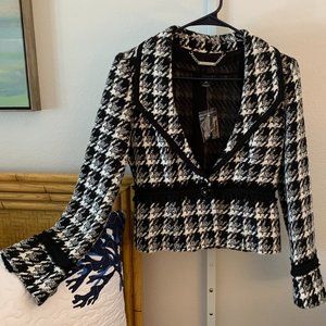 White House Black Market Black and White Houndstooth Tweed Blazer